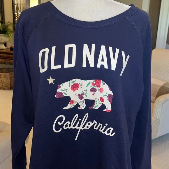 Old Navy 2X Sweatshirt - Picture 3 of 10